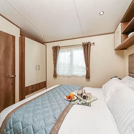 Praa Sands Holiday Park Saint Hilary  エクステリア 写真