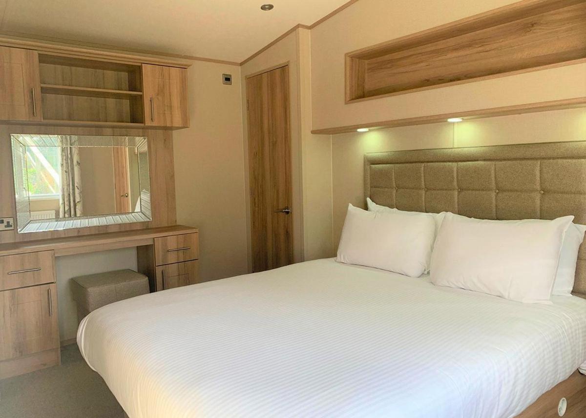 Praa Sands Holiday Park Saint Hilary  エクステリア 写真